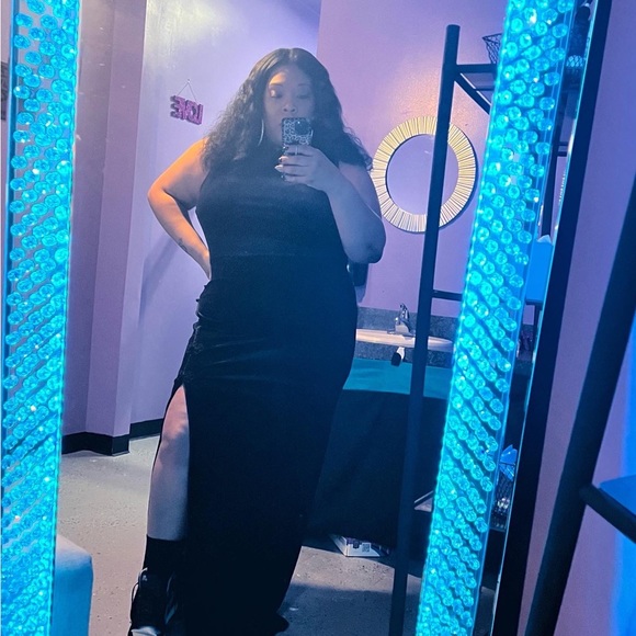 Plus velvet dress - Picture 4 of 4